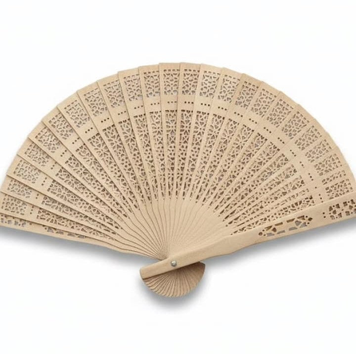 Éventail en bois