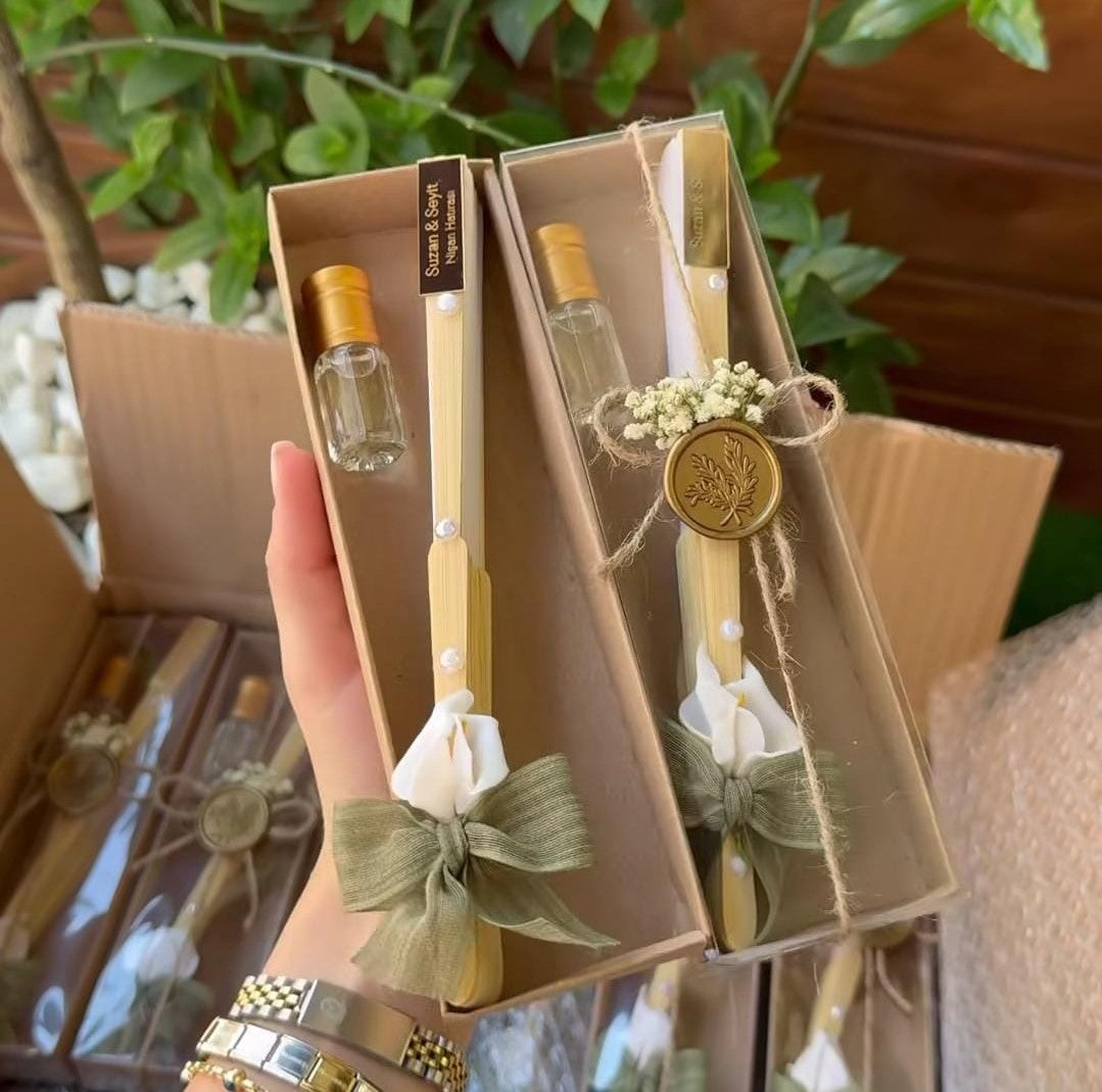 boîte en kraft rectangulaire (22 × 6 cm éventail en bois)