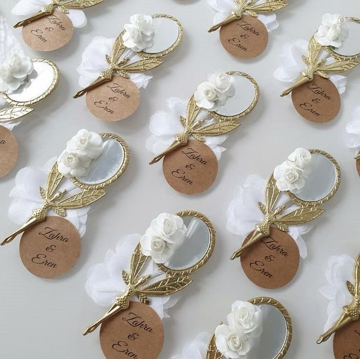 mini-miroir décorative dorée