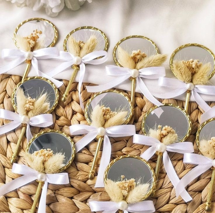 mini-miroir décorative dorée