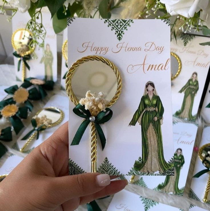 mini-miroir décorative dorée